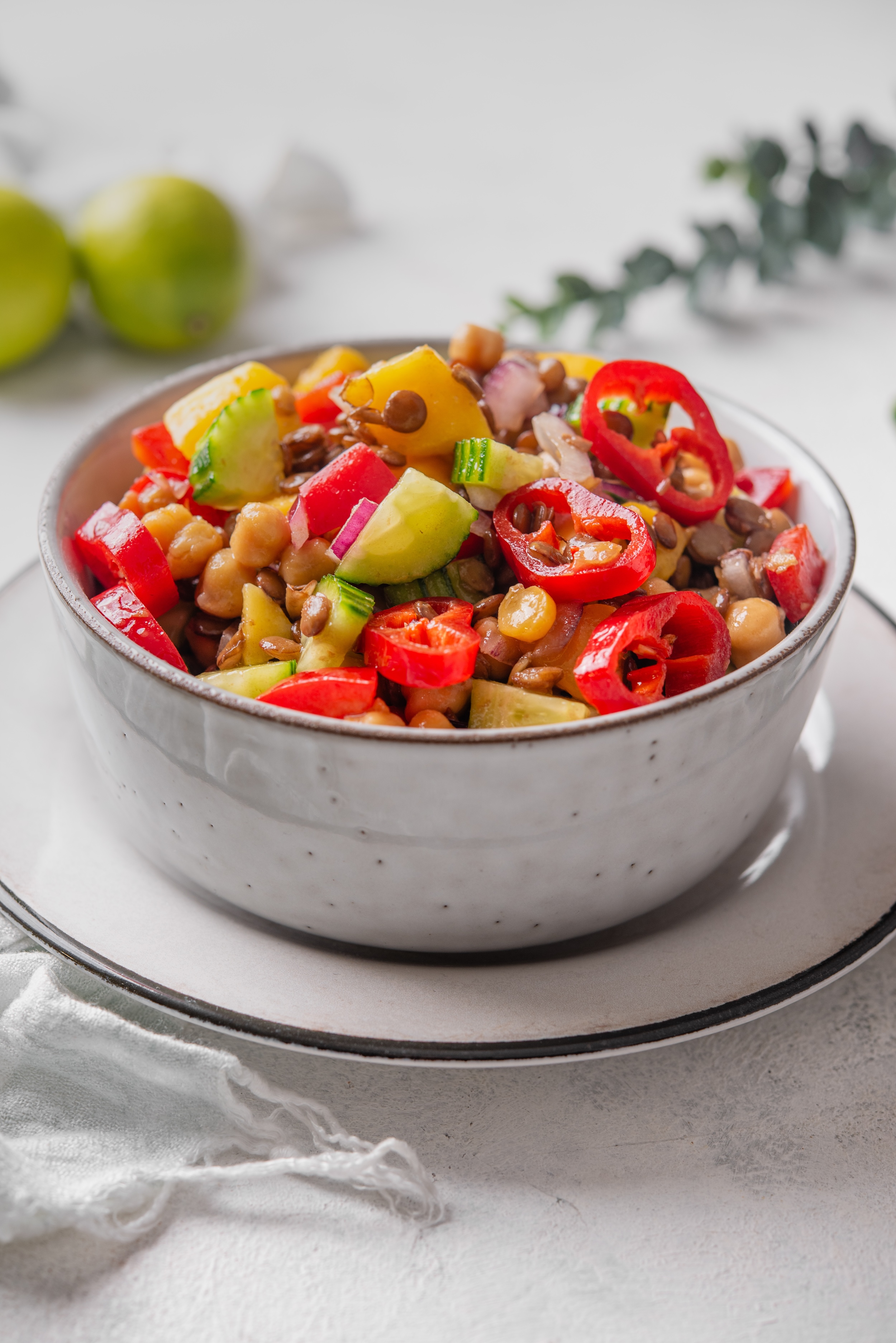 Bilde av Linse og mangosalat 